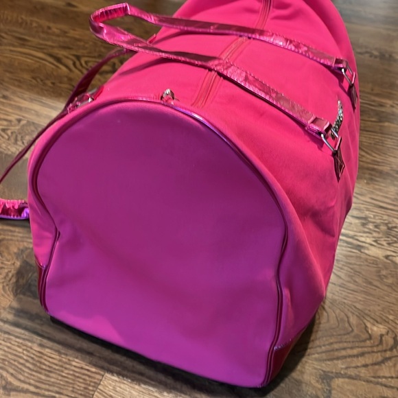 Victoria Secret 🩷 - Picture 3 of 5